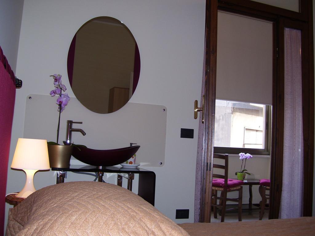 La Boheme Bed and Breakfast Βερόνα Δωμάτιο φωτογραφία